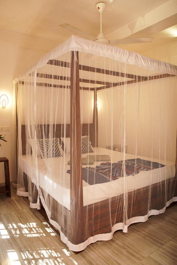מלון דיקוולה Surf Nest Hiriketiya מראה חיצוני תמונה